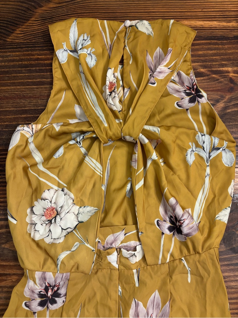 NWT ASOS Mustard Floral Sleeveless Midi Dress Size 4 Twist Back Cutout - Picture 10 of 12